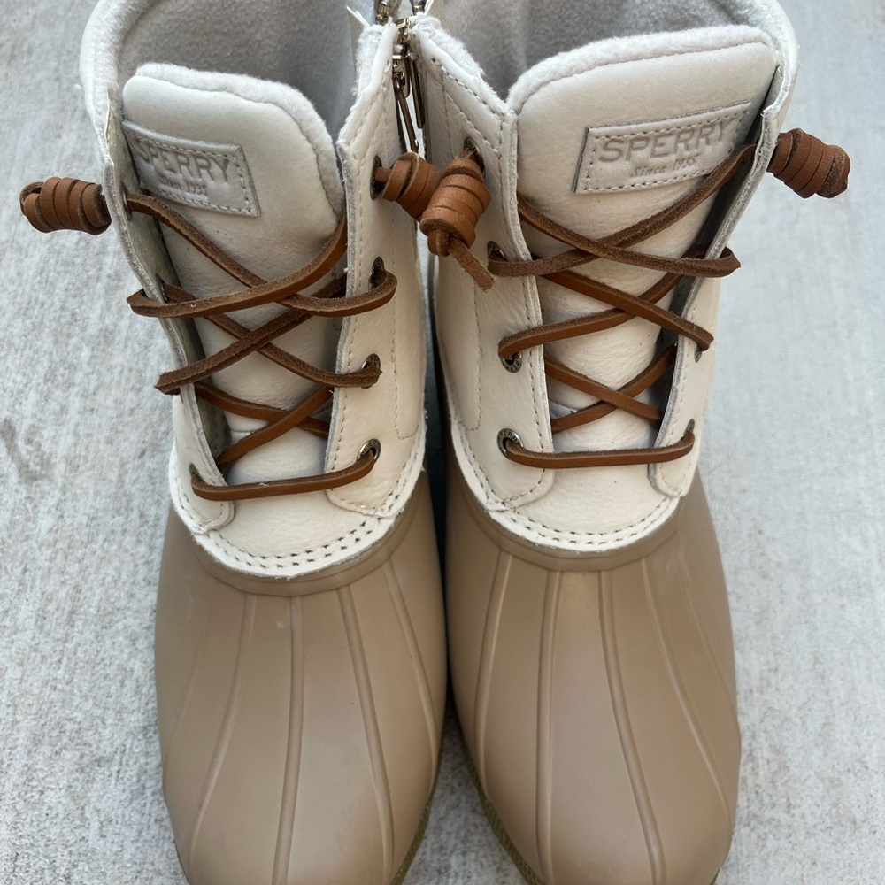 SPERRY Saltwater Mainsail Leather Waterproof Boots (STS88109) Women’s Size 8